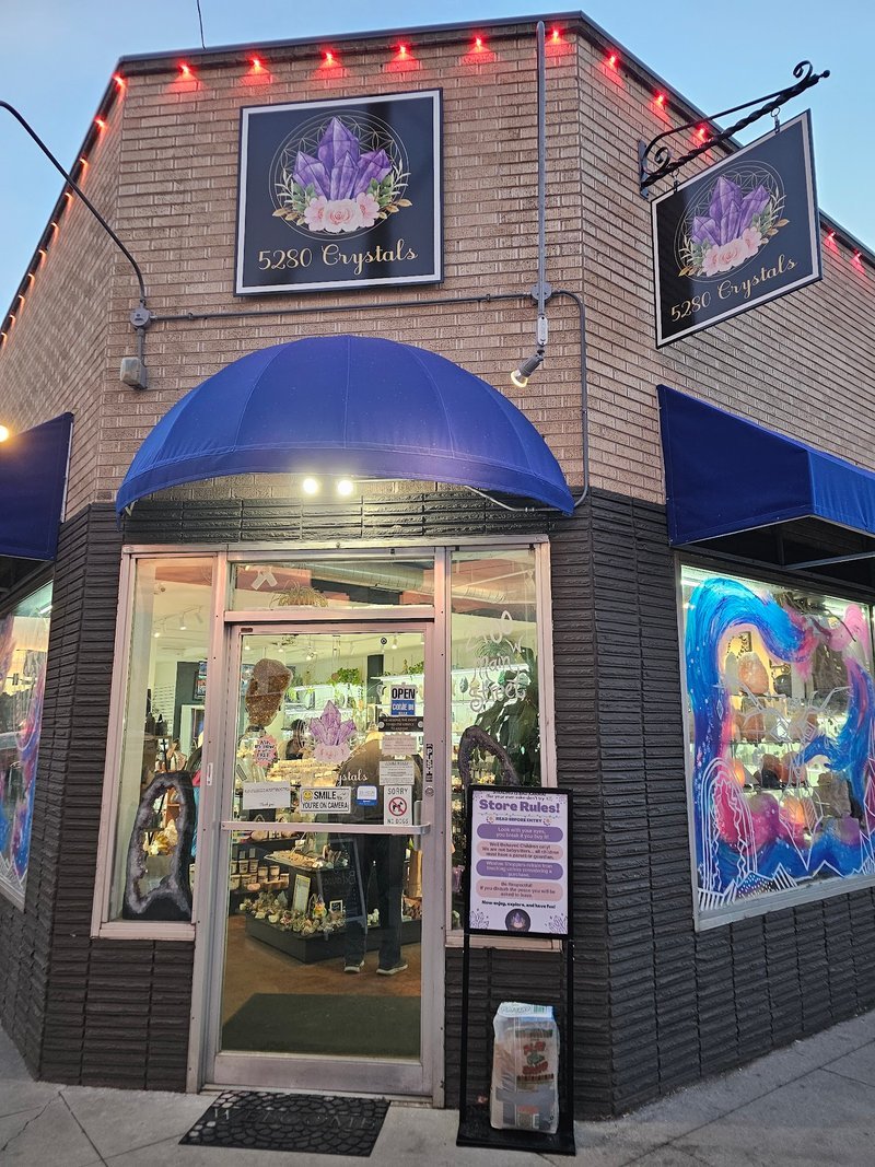 5280 Crystals Metaphysical Store storefront in Littleton Colorado