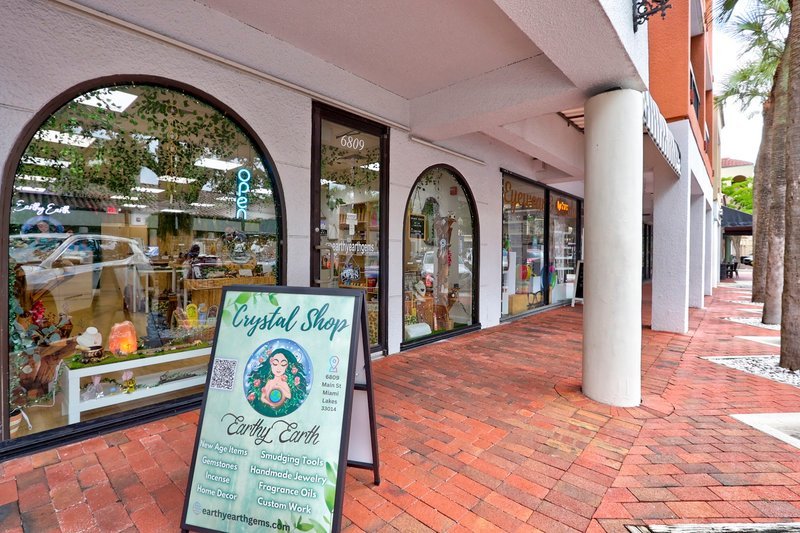 Earthy Earth Metaphysical Store storefront in Miami Lakes Florida