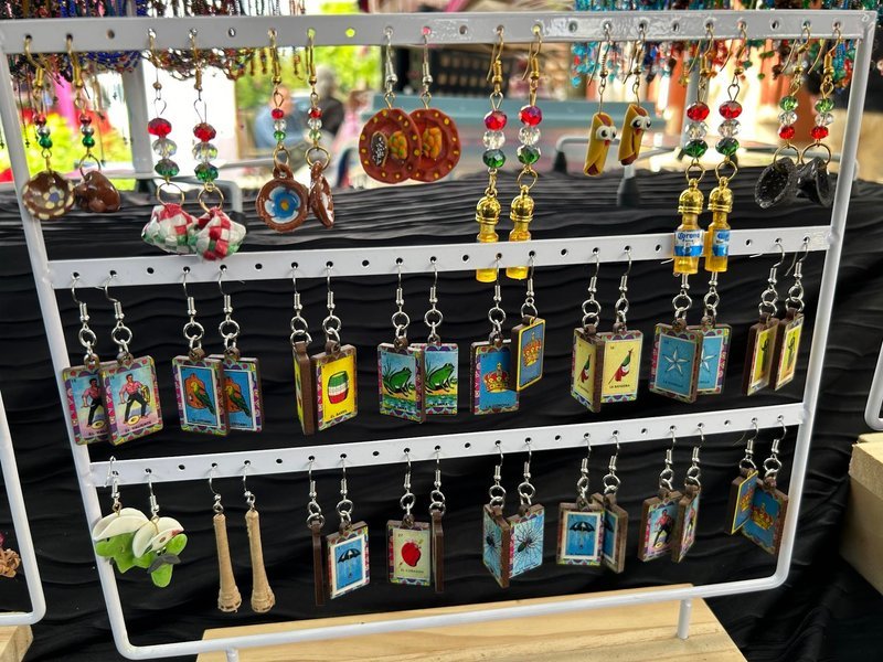 I Am Love Prosperity & Crystals Energía del Corazon Cósmico Metaphysical Store storefront in Chicago Illinois