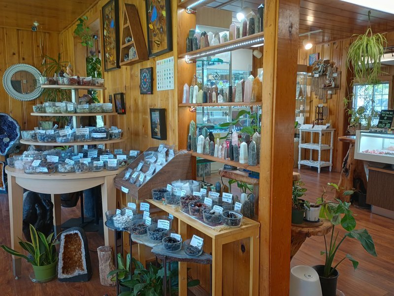 Crystal and mineral display with organized specimens and inventory
